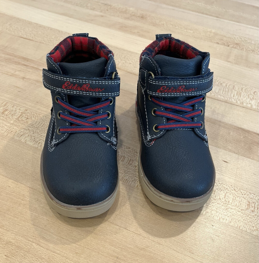 Eddie Bauer Boots Kid’s 8M Silver Star Plaid Lining Navy Blue